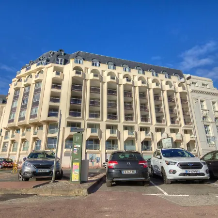 Apartamento Le By Interhome